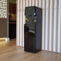 Touchless 10 Stand 